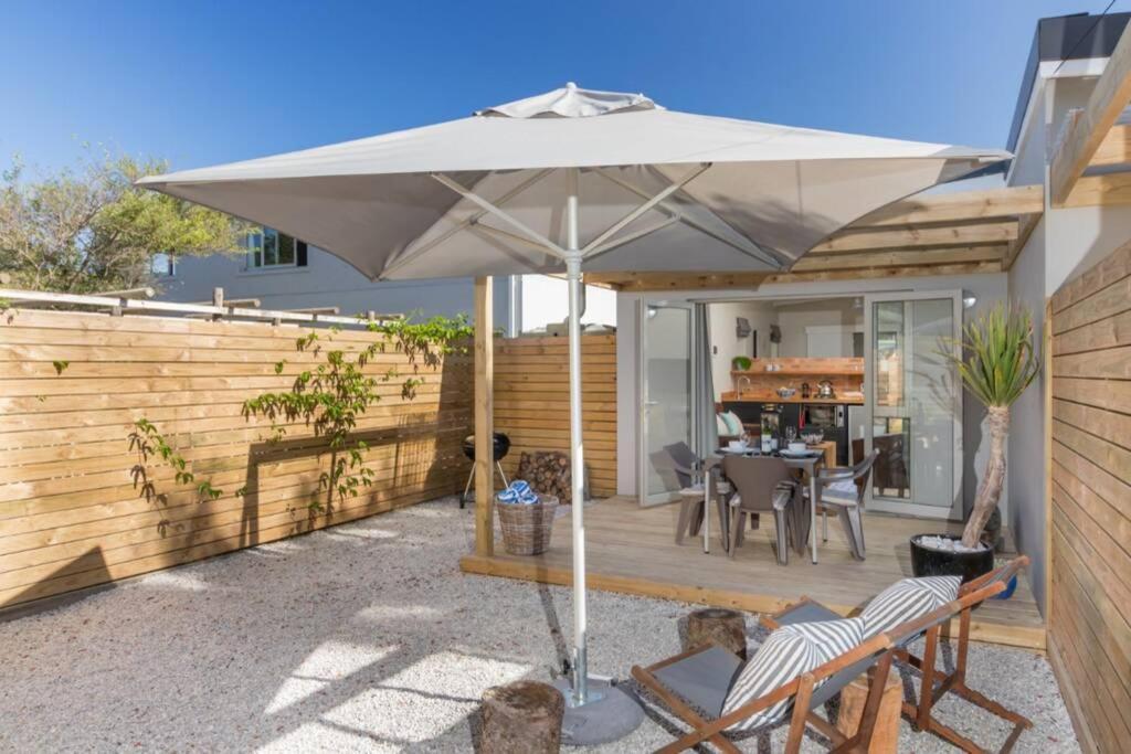 Ebb Apartment Книсна Екстериор снимка
